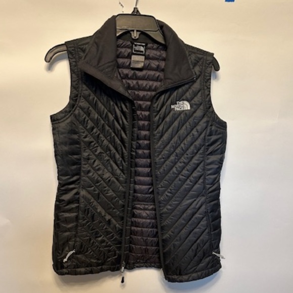 North Face Vest - Picture 1 of 7
